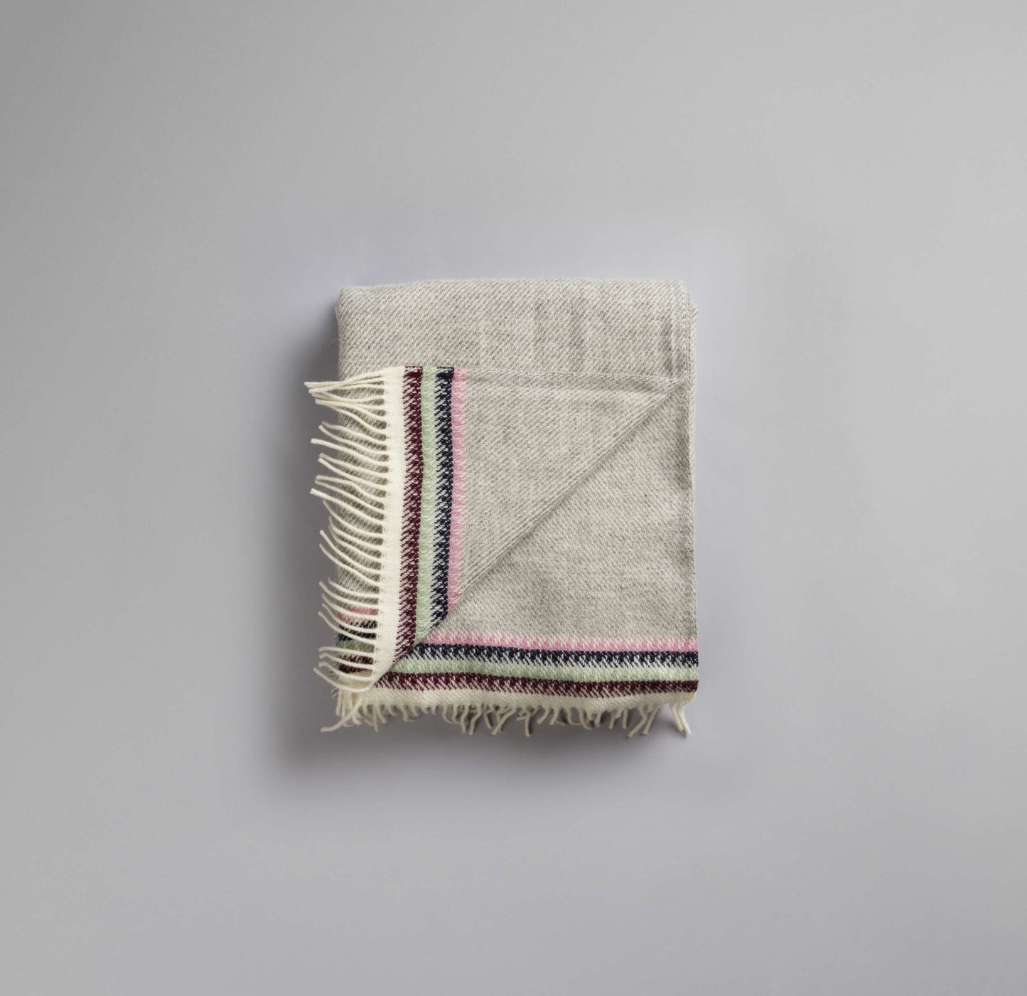 Åkle Light Grey Wool Throw Blanket